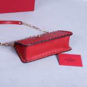 Valentino Garavani Rockstud Calfskin Clutch In Red 23x13x7cm - 5