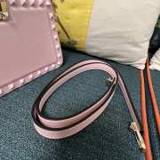 Valentino Garavani Rockstud Calfskin Clutch In Light Pink 21cm - 3