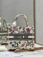 Dior Book Tote Bayadere White Bag 26.5x21x14cm  - 1