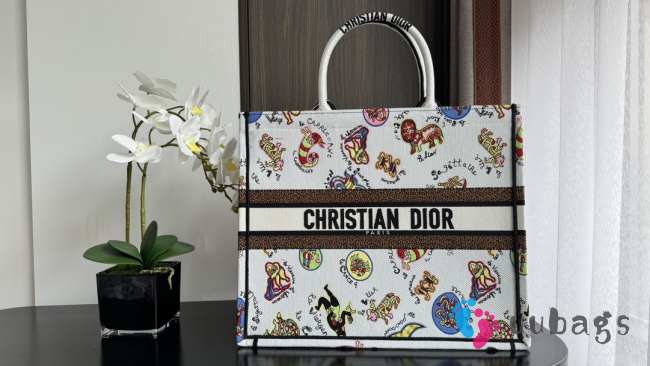 Dior Large Butterfly Zodiac Book Tote White Bag 42x35x18.5cm - 1