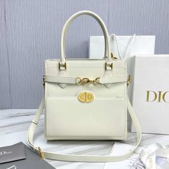 Dior CD Lock Bag In White 28x30x18cm