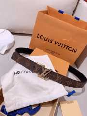 Louis Vuitton belt monogram with gold buckle width 3cm - 3