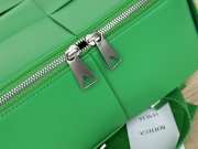 Bottega Veneta Arco Intreccio leather backpack in green 36x24x12cm - 2