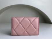 Chanel 19 Card Wallet Shiny Lambskin Gold-Tone In Pink 7.5x11.3x2.1cm - 4