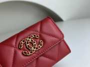 Chanel 19 Card Wallet Shiny Lambskin Gold-Tone In Red 7.5x11.3x2.1cm - 3