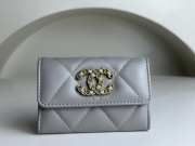 Chanel 19 Card Wallet Shiny Lambskin Gold-Tone In Grey 7.5x11.3x2.1cm - 1