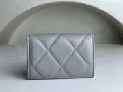 Chanel 19 Card Wallet Shiny Lambskin Gold-Tone In Grey 7.5x11.3x2.1cm - 4