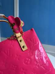 Louis Vuitton M24144 New LV Remix Reade PM Bag In Pink 22x16.5x11cm - 3