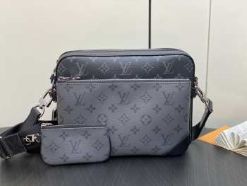 Louis Vuitton M69443 Trio Messenger Bag 25x18.5x7cm