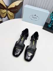 Prada patent leather pumps in black 4.5cm - 1