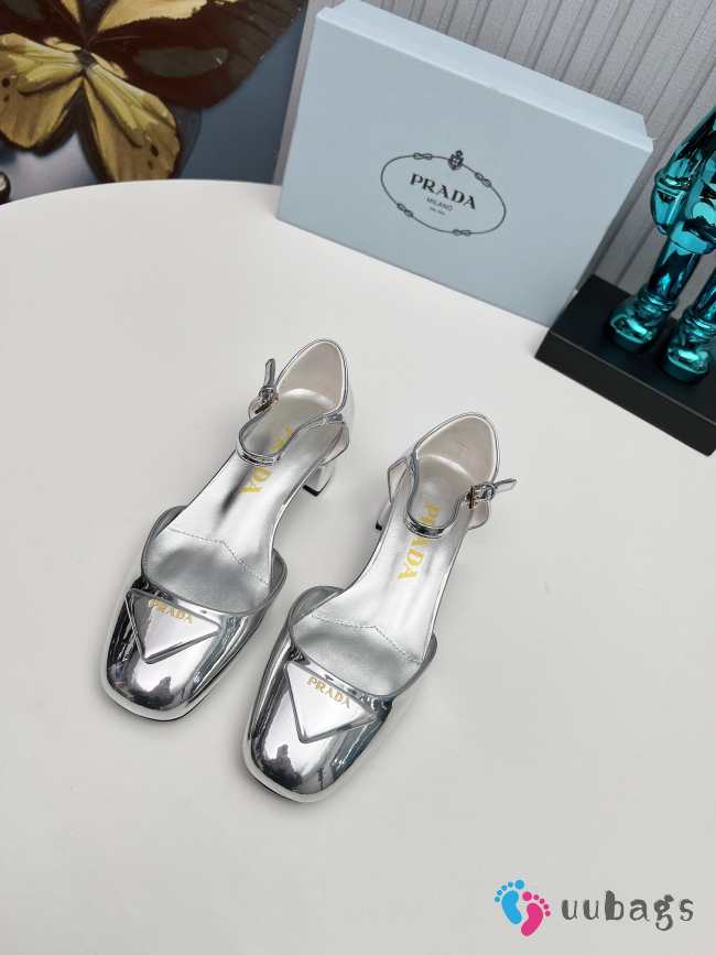 Prada patent leather pumps in silver 4.5cm - 1