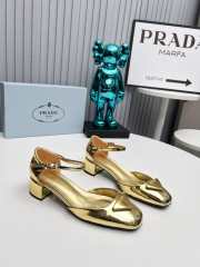 Prada patent leather pumps in gold 4.5cm - 3