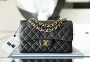 Chanel flap bag with gold buckle in black 14.5x23x6cm - 1