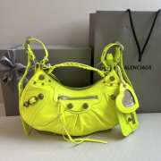 Balenciaga Le Cagole Lime Green Leather Shoulder Bag 33x16x8cm - 5