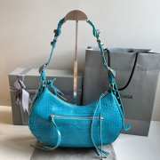 Balenciaga Le Cagole In Blue Leather Shoulder Bag 33x16x8cm - 6