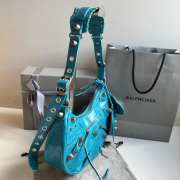 Balenciaga Le Cagole In Blue Leather Shoulder Bag 33x16x8cm - 5