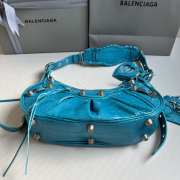 Balenciaga Le Cagole In Blue Leather Shoulder Bag 33x16x8cm - 4