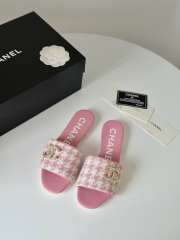 Chanel checkered flat sandals in light pink - 1