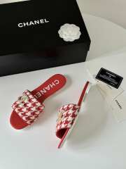 Chanel checkered flat sandals in red - 4