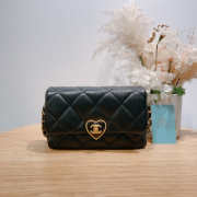 Chanel Coco Love Heart Flap Bag Quilted Lambskin 20x6x13.5cm - 1