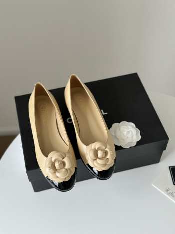 Chanel Ballet Flats Shoes Camelia In Beige 1.5cm