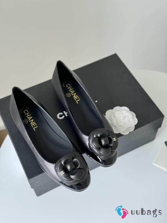 Chanel Ballet Flats Shoes Camelia Black 1.5cm - 1