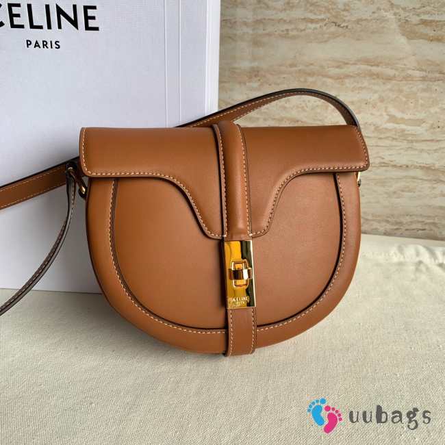 Celine Small Besace 16 Bag In Grained Calfskin Brown 19x17x6cm - 1