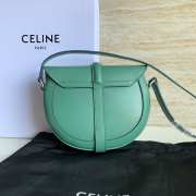 Celine Small Besace 16 Bag In Grained Calfskin Green 19x17x6cm - 3