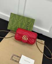 Gucci GG Marmont Matelasse Super Mini Red Bag 16.5x10.2x5.1cm - 1