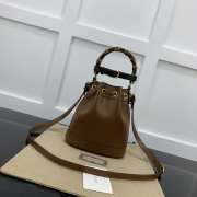 Gucci Diana mini bucket bag brown 19x30.5x6cm - 5