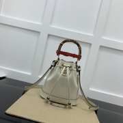 Gucci Diana mini bucket bag white 19x30.5x6cm - 1