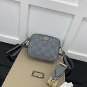 Gucci GG Quilted Zip-Up Crossbody Grey Bag 21.5x17x7.5cm - 1