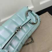 Gucci Horsebit Chain bag in blue variation with a shiny silver-toned Double G hardware - 4