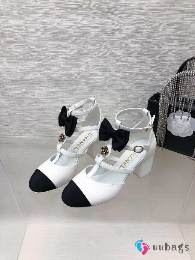 Chanel bow high heel in white 6.5cm - 1