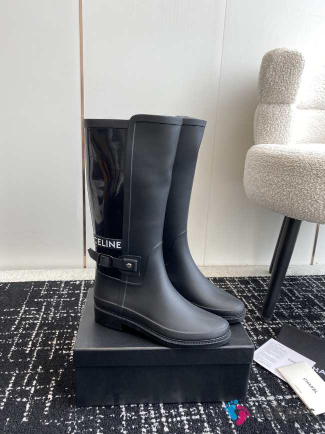 Chanel calf-high waterproof boots black  - 1