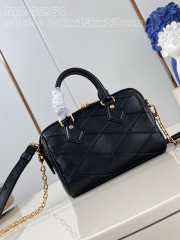 Louis Vuitton M24261 Speedy Bandoulière Bag Black 20.5x13.5x12cm - 1