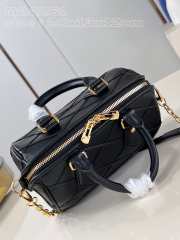 Louis Vuitton M24261 Speedy Bandoulière Bag Black 20.5x13.5x12cm - 3