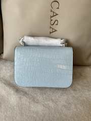 Tory Burch Eleanor Embossed Shoulder Bag In Light Blue 19x14x7cm - 4