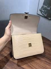 Tory Burch Eleanor Embossed Shoulder Bag In Beige 19x14x7cm - 6