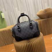 Gucci black GG supreme canvas bag 21.5x12.5x13cm - 5