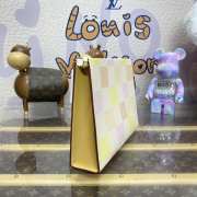 Louis Vuitton N40740 Toilet Pouch Bag In Beige 20x25x5.5cm - 6