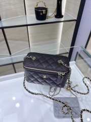 Chanel quilted small vanity case with chain black 17x9.5x8cm - 4