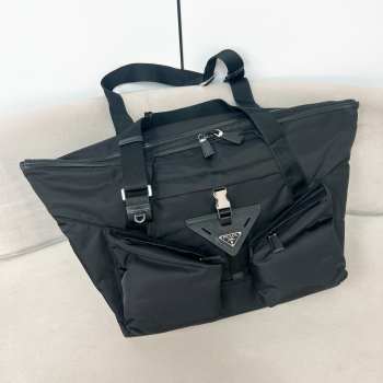 Prada Re-Nylon and leather travel bag 40x44x24cm