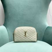 YSL Gaby Zipped Pouch In White Leather 19x3x14cm - 1