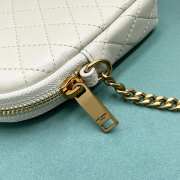 YSL Gaby Zipped Pouch In White Leather 19x3x14cm - 3