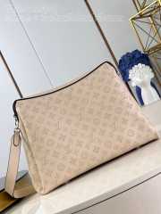 Louis Vuitton M24132 New Hand It All MM Bag In Creamy 32x29x13cm - 3