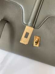 Celine mini 16 soft bag in smooth calfskin grey 15x10x7cm - 2