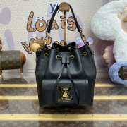 Louis Vuitton M57688 Lock Me Bucket Bag Black 23x23x16cm - 1