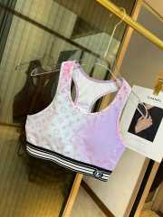 Louis Vuitton sports suit for yoga and fitness in sunries pastel - 6