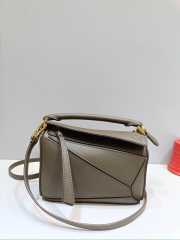 Loewe Mini Puzzle Edge Bag Green Khaki 18x8x12cm - 2